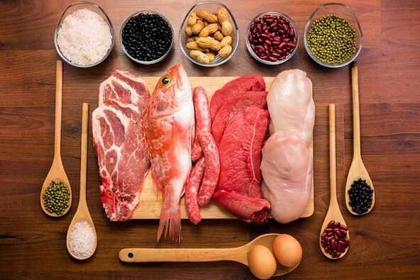 La viande et les produits à base de poisson sont indiqués pour la prostatite. 